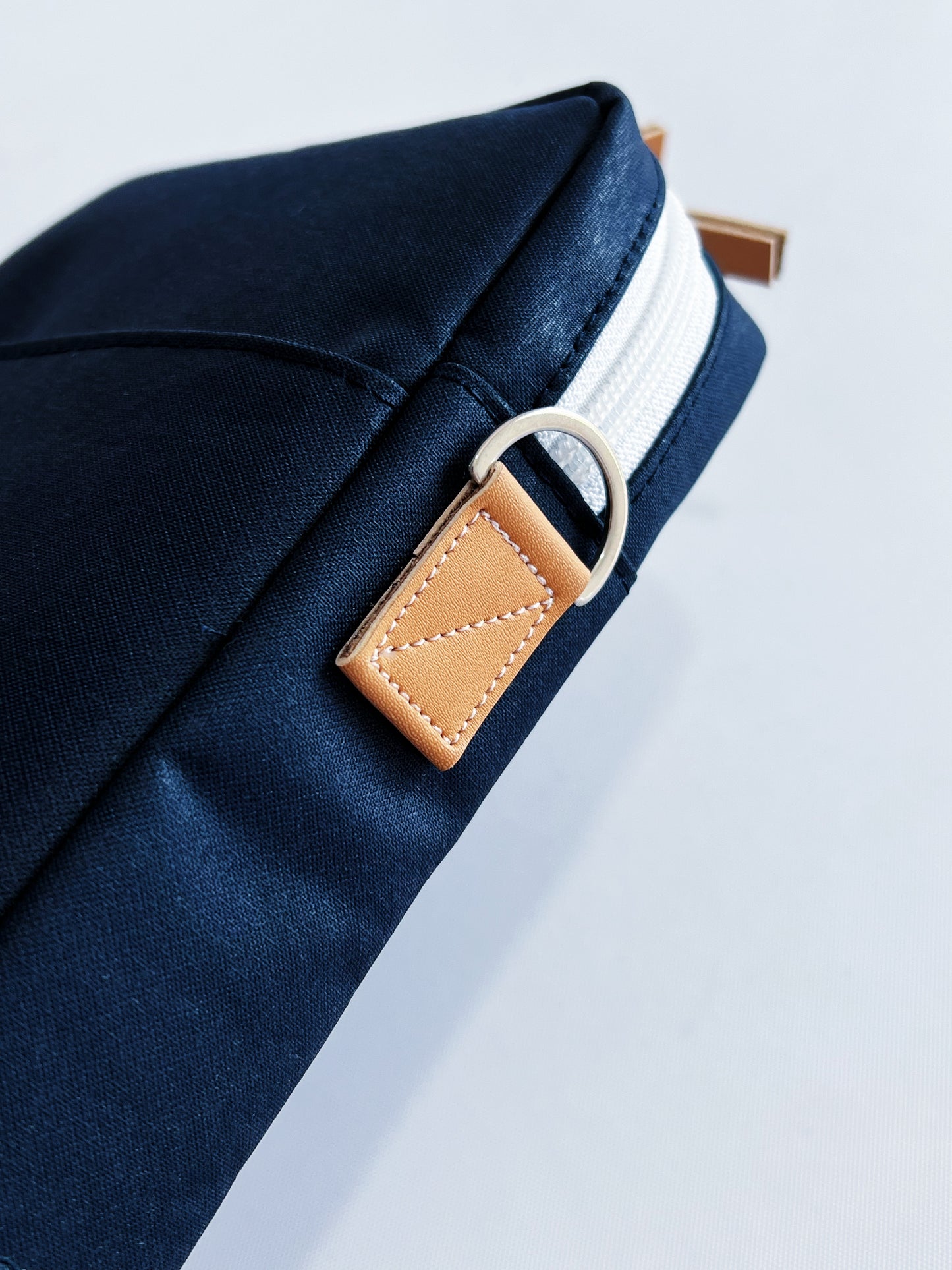 Cross Body 'Charles'