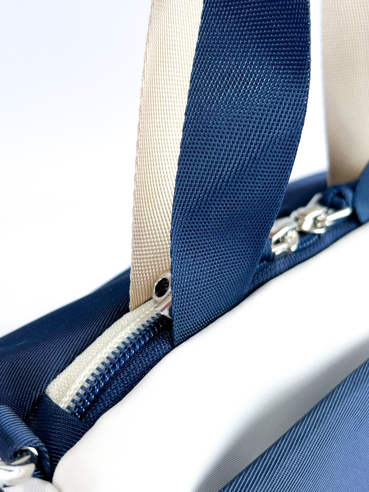 Crossbody 'Claude' | Azul Marino/Naranja/Beige
