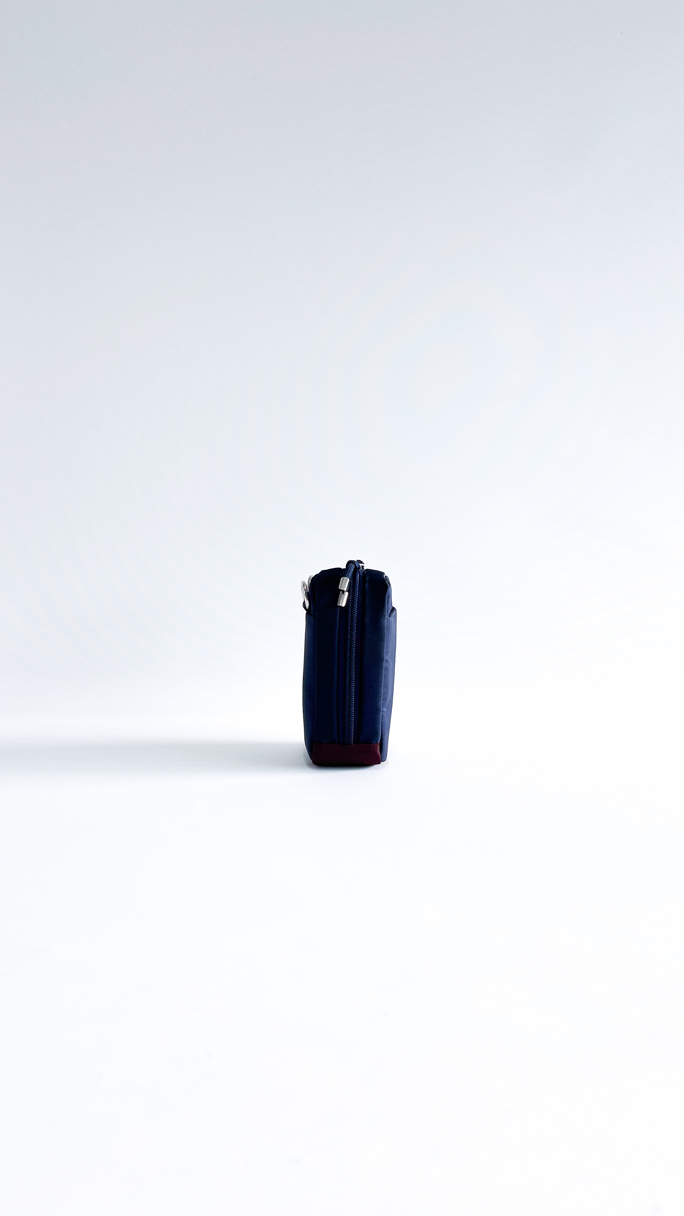 Crossbody 'Jacob' Azul Marino/Tinto