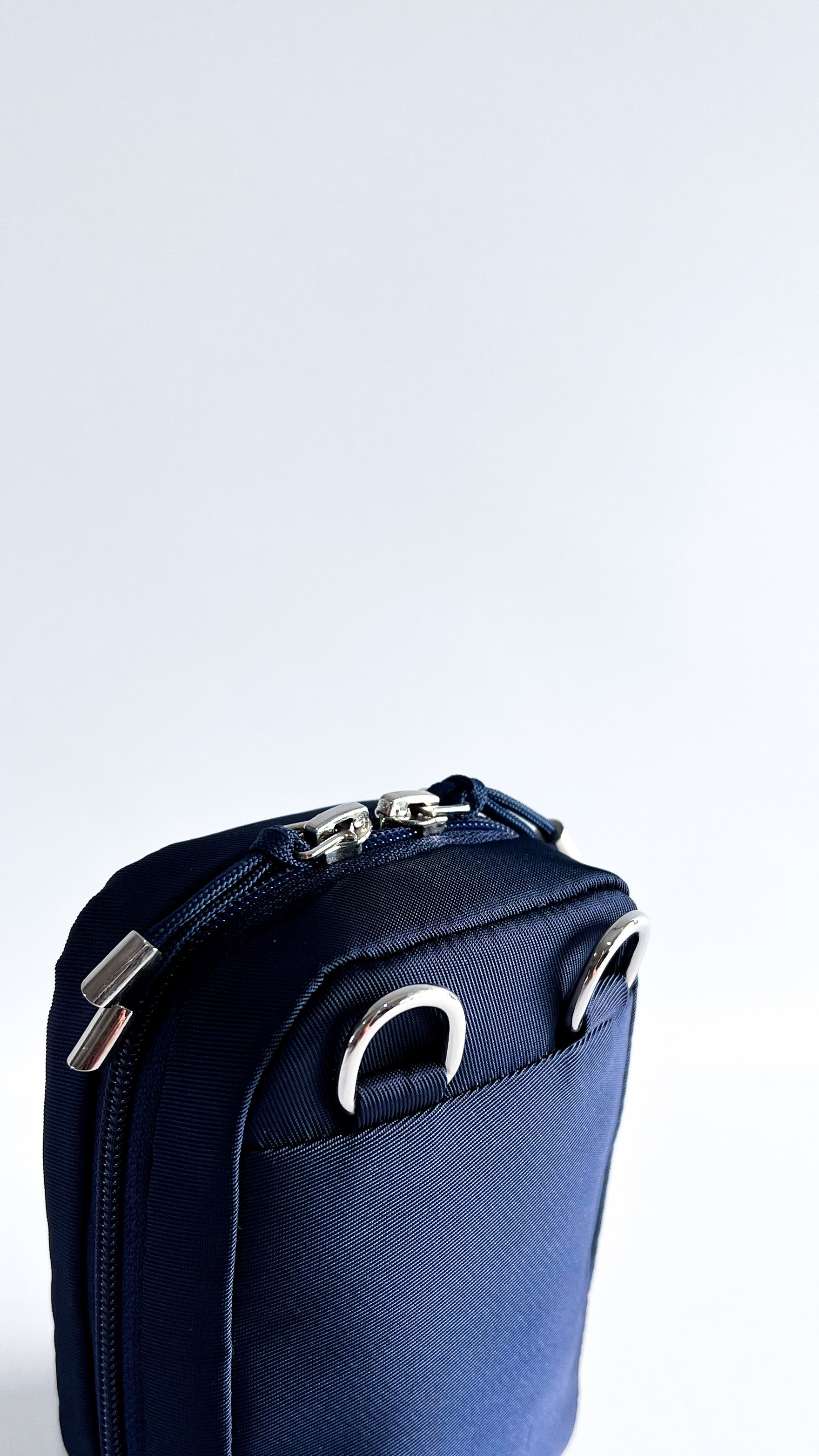 Crossbody 'Jacob' Azul Marino/Tinto